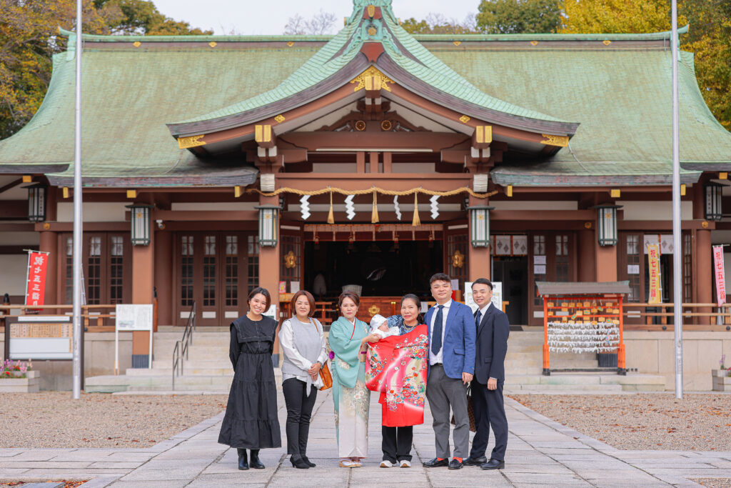 大阪護国神社で集合写真
