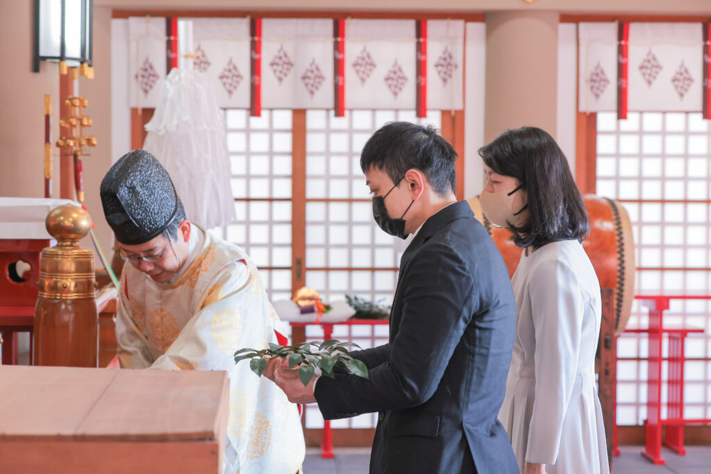 片山神社でご祈祷撮影